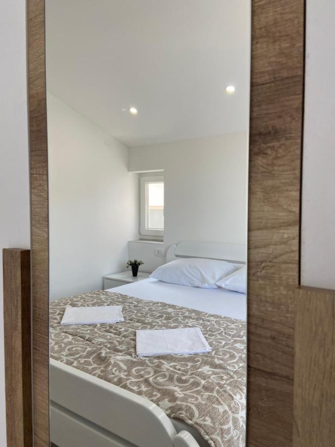 Mavalux Apartments Tivat Exterior foto