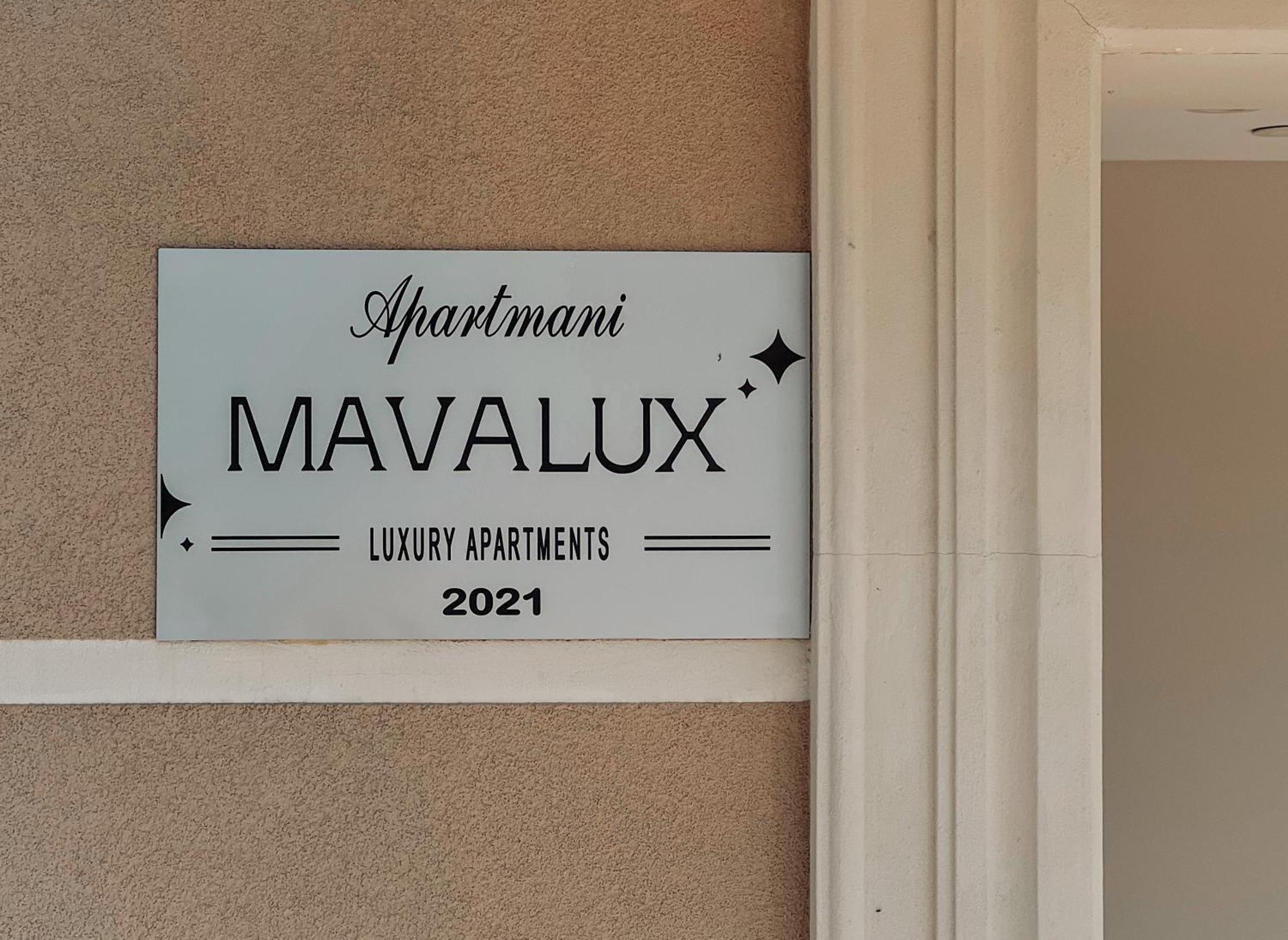 Mavalux Apartments Tivat Exterior foto